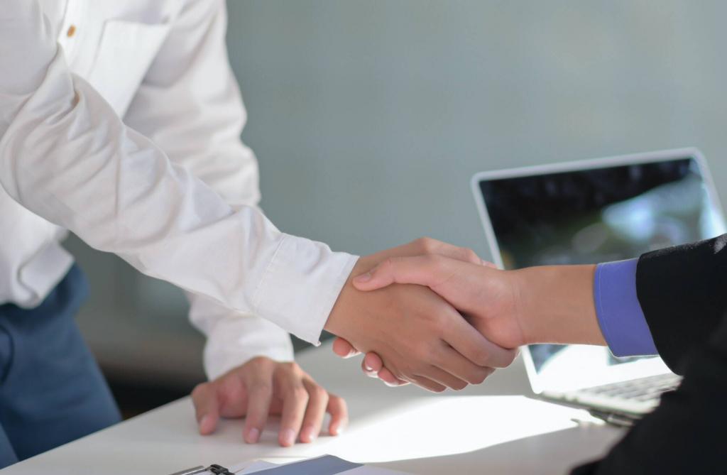 Cropped shot of Handshake to congratulate the joint project.